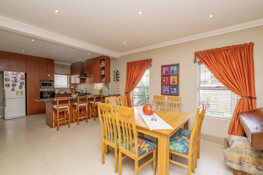 3 Bedroom Property for Sale in Protea Heights Western Cape